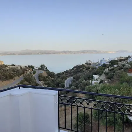 το σπίτι που σε ταξιδεύει Case de vacanță *