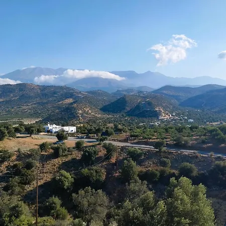 το σπίτι που σε ταξιδεύει * Agia Galini